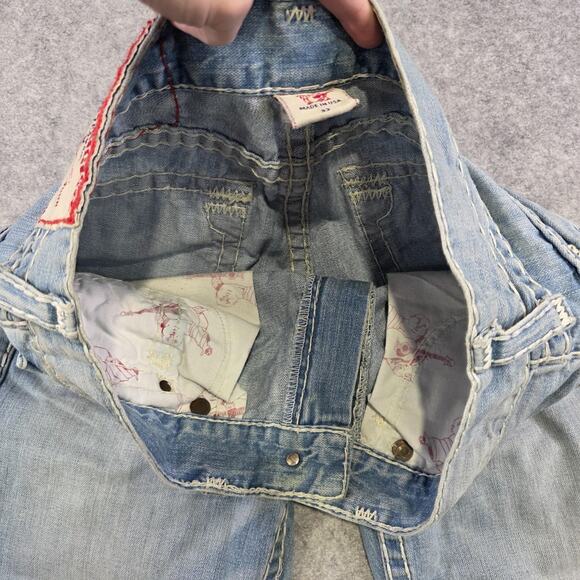 True Religion Jeans Men 33 Light Wash Joey Super T Bootcut Distress Thick Stitch - Picture 9 of 16